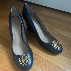 Tory Burch Navy Wedge Pumps Sz 10.5